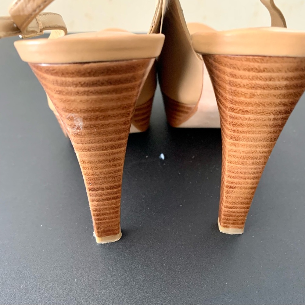 Stuart Weitzman Almond Butter Leather Platform Slingback Heels - Picture 14 of 16